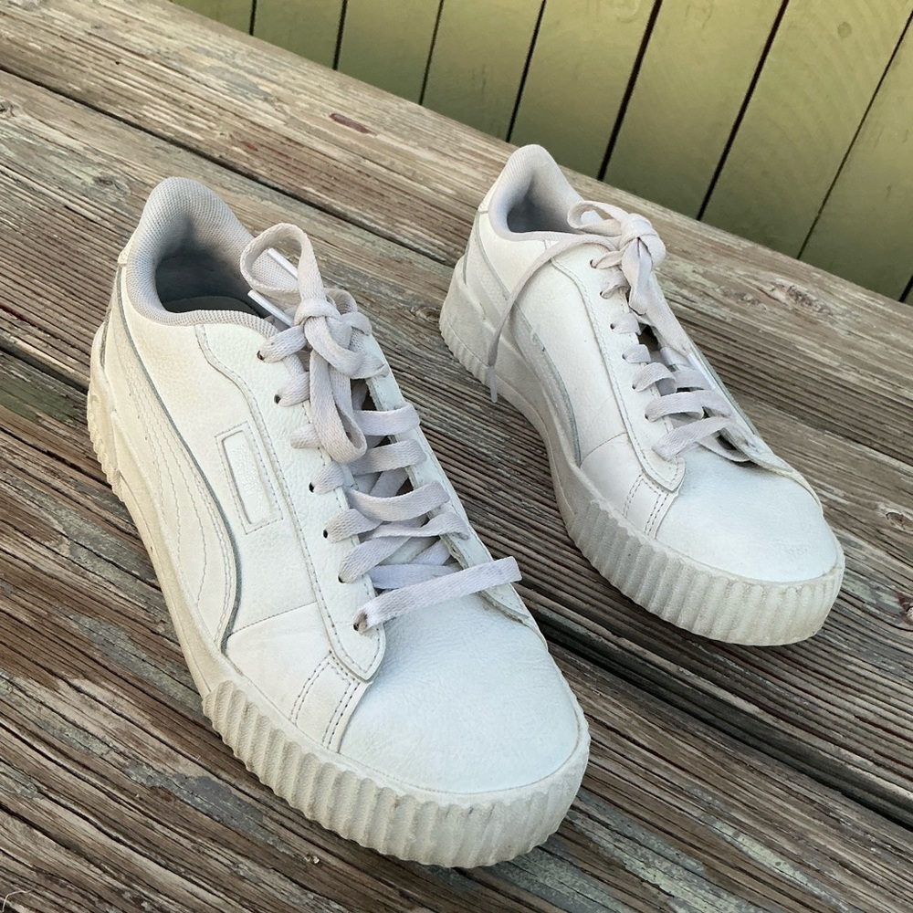 Women's White Puma Leather Sneakers Shoes Size 8.5